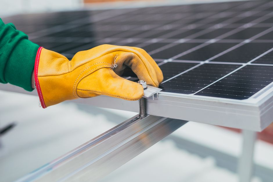 Storage vs. Generation: Why Big Batteries Dominate Australia's Grid Transition